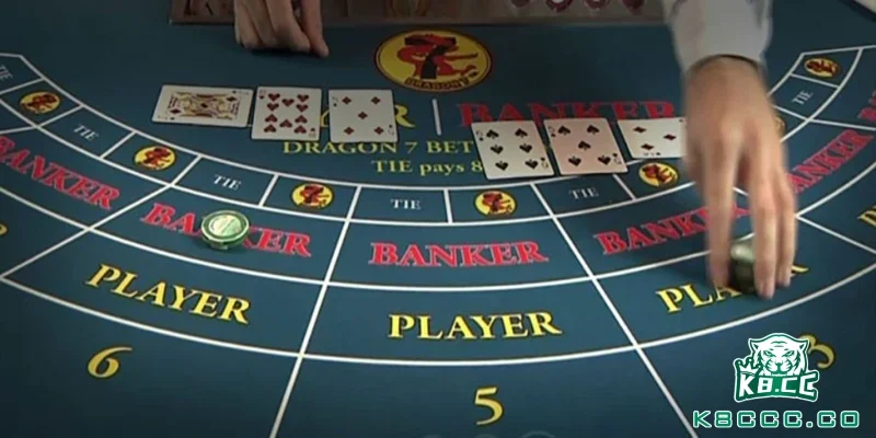 Bạn cần ghi nhớ cách chơi Baccarat rút bài cơ bản